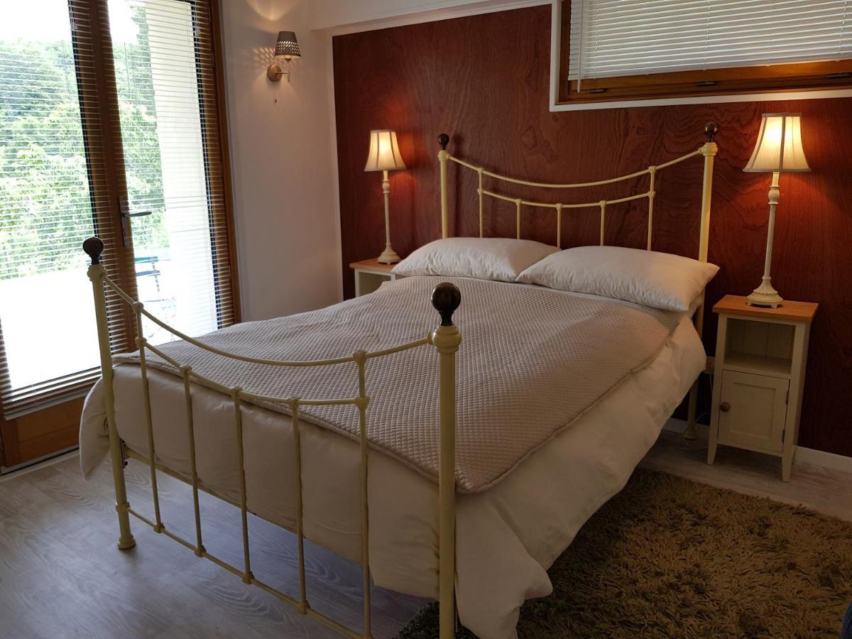 Bed and Breakfast Le Pre Pigeon 86250 Charroux  Exterior foto